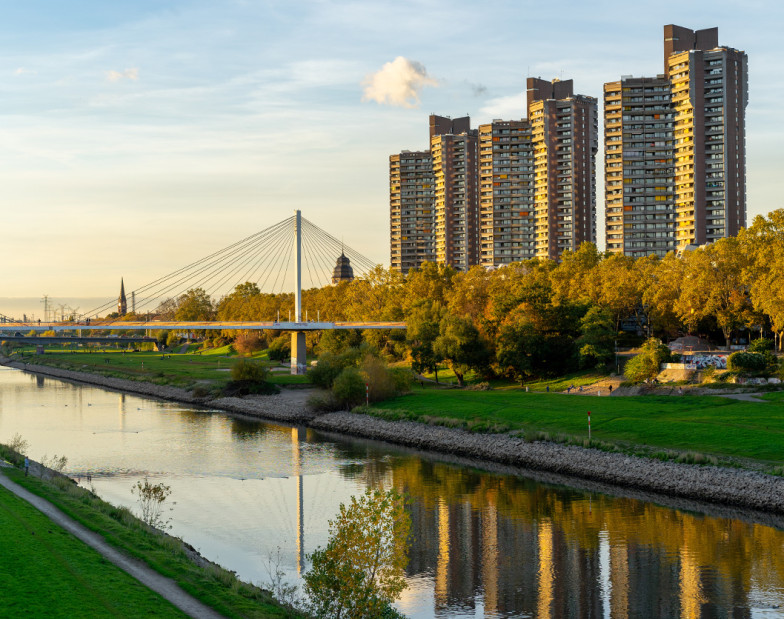 COLL€CT: Brücke in Mannheim 