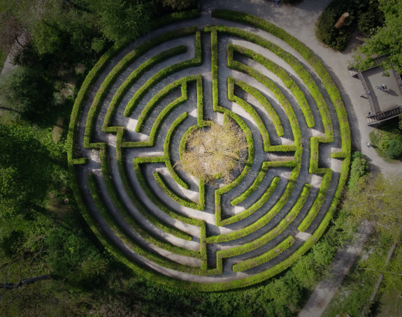 Labyrinth, Hecke Labyrinth, Hecke