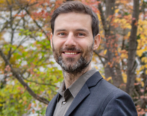 Robert nke hotsell