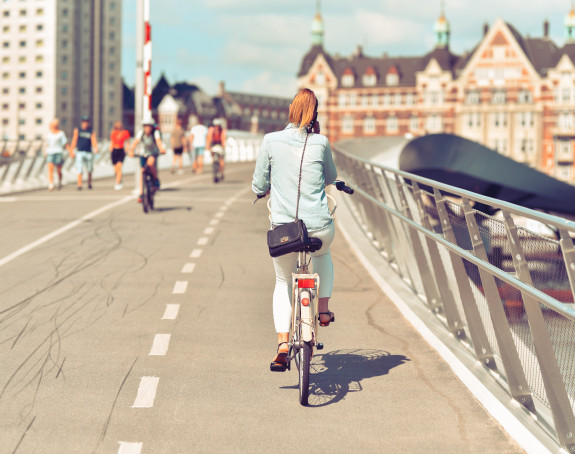 Foto: Brücke für Fuß- und Radverkehr