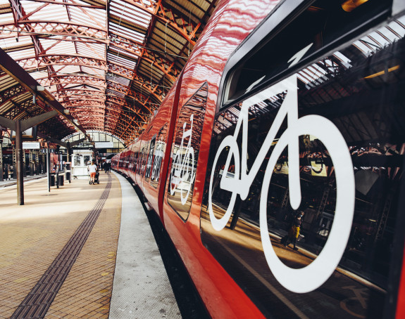 Hauptbahnhof Kopenhagen, Fahrradzug am Bahnsteig