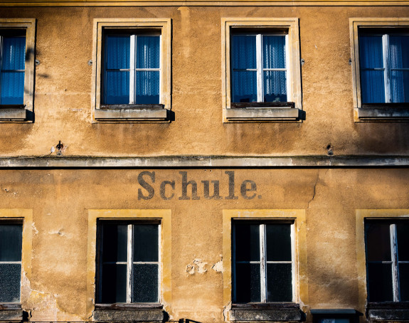 Marodes Schulgebäude
