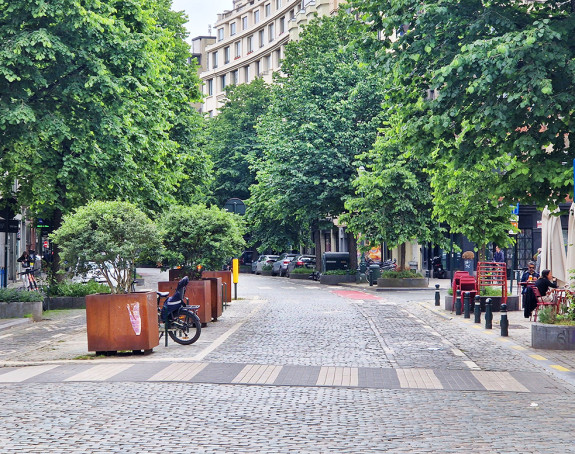 Straßenumbau: Mehr Grün und Sitzmöglichkeiten