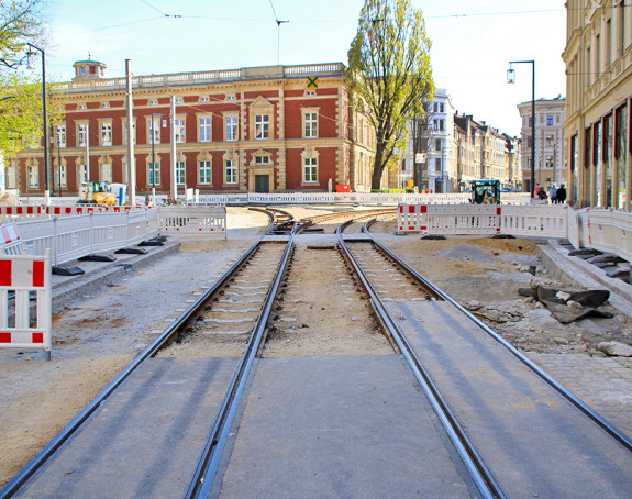 Straßensanierung: Umbau von Straßenbahngleisen
