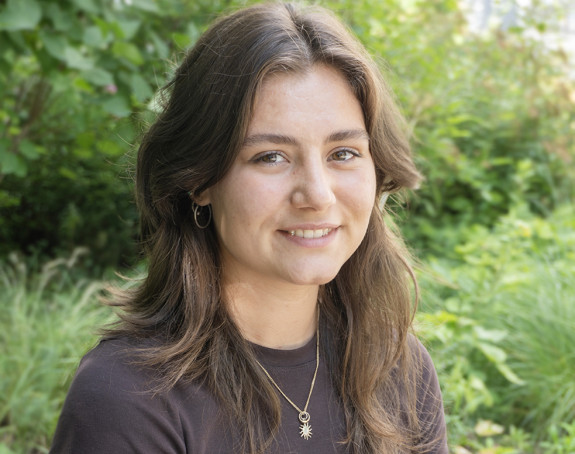 Aline Jonas, Difu