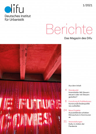 Cover des Magazins Berichte mit einer Auswahl der Themen und einem roten Coverbild